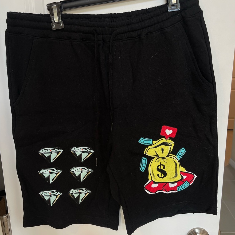 Men’s sweatshorts